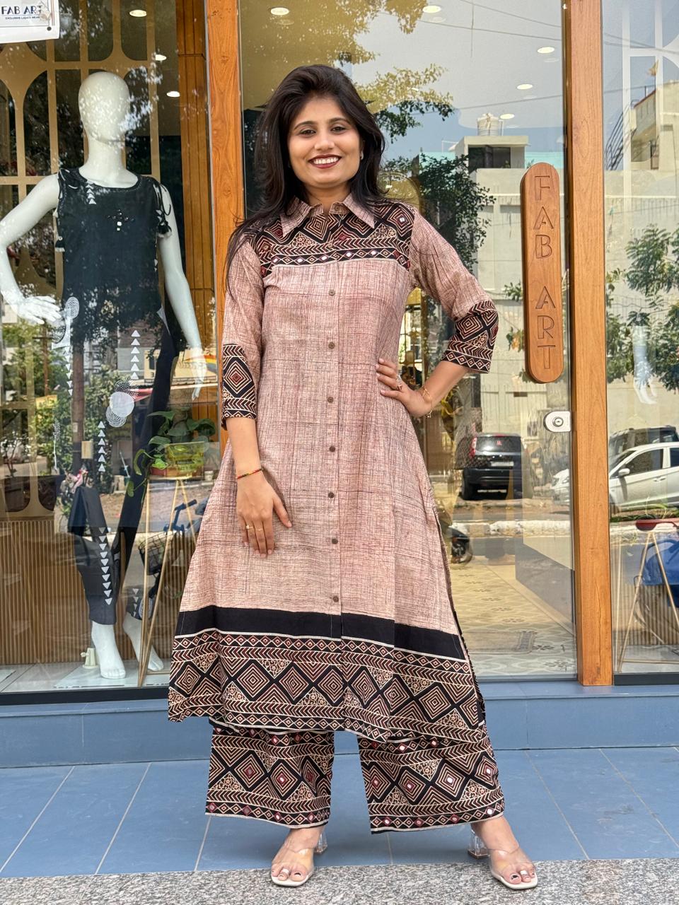 Pure Agrakh Dress: 0078