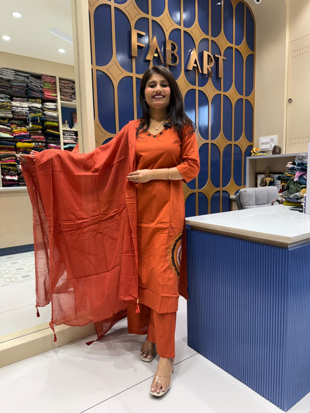 Devisha Suit: 442