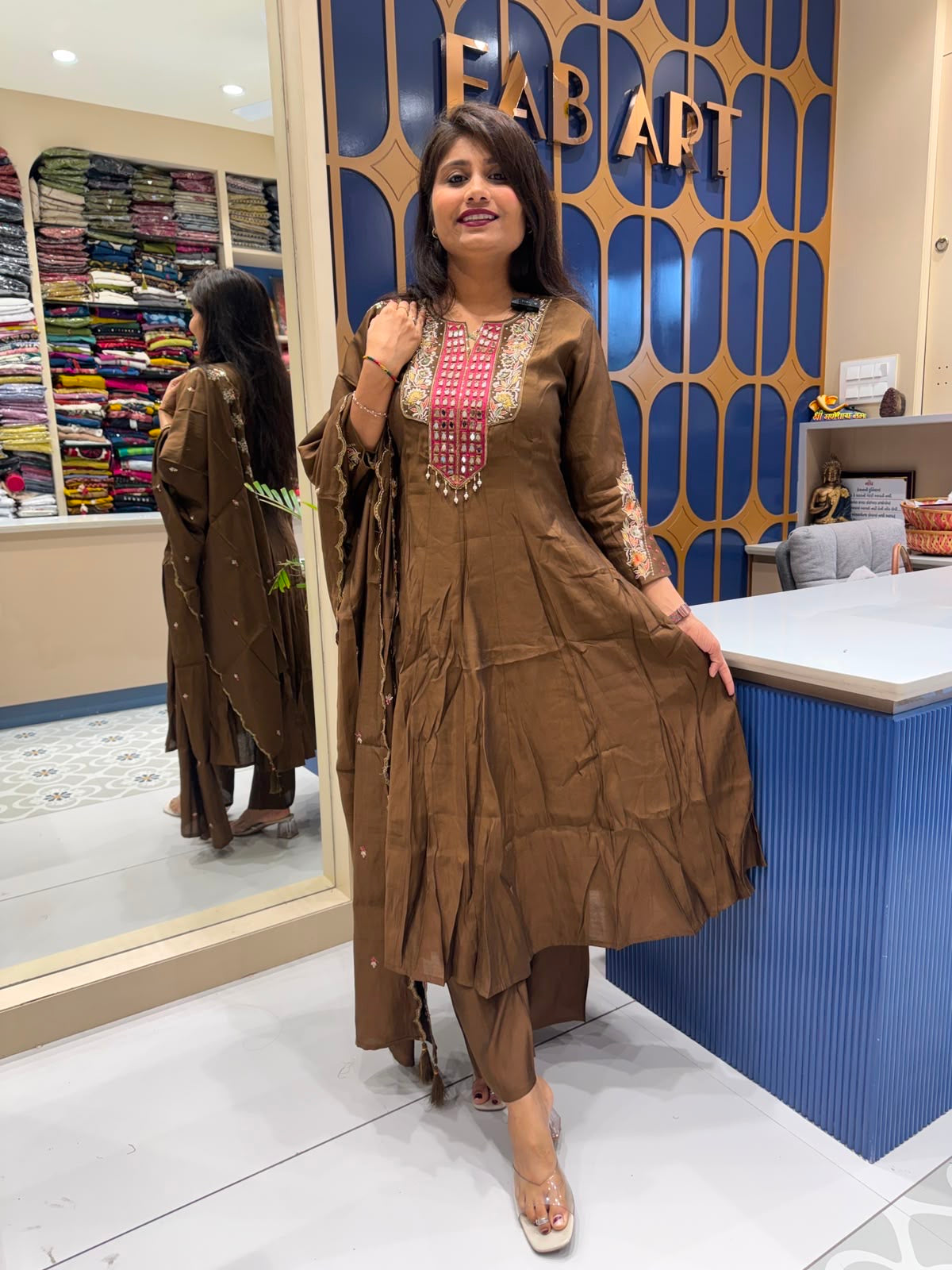 Mirror Anarkali: 250
