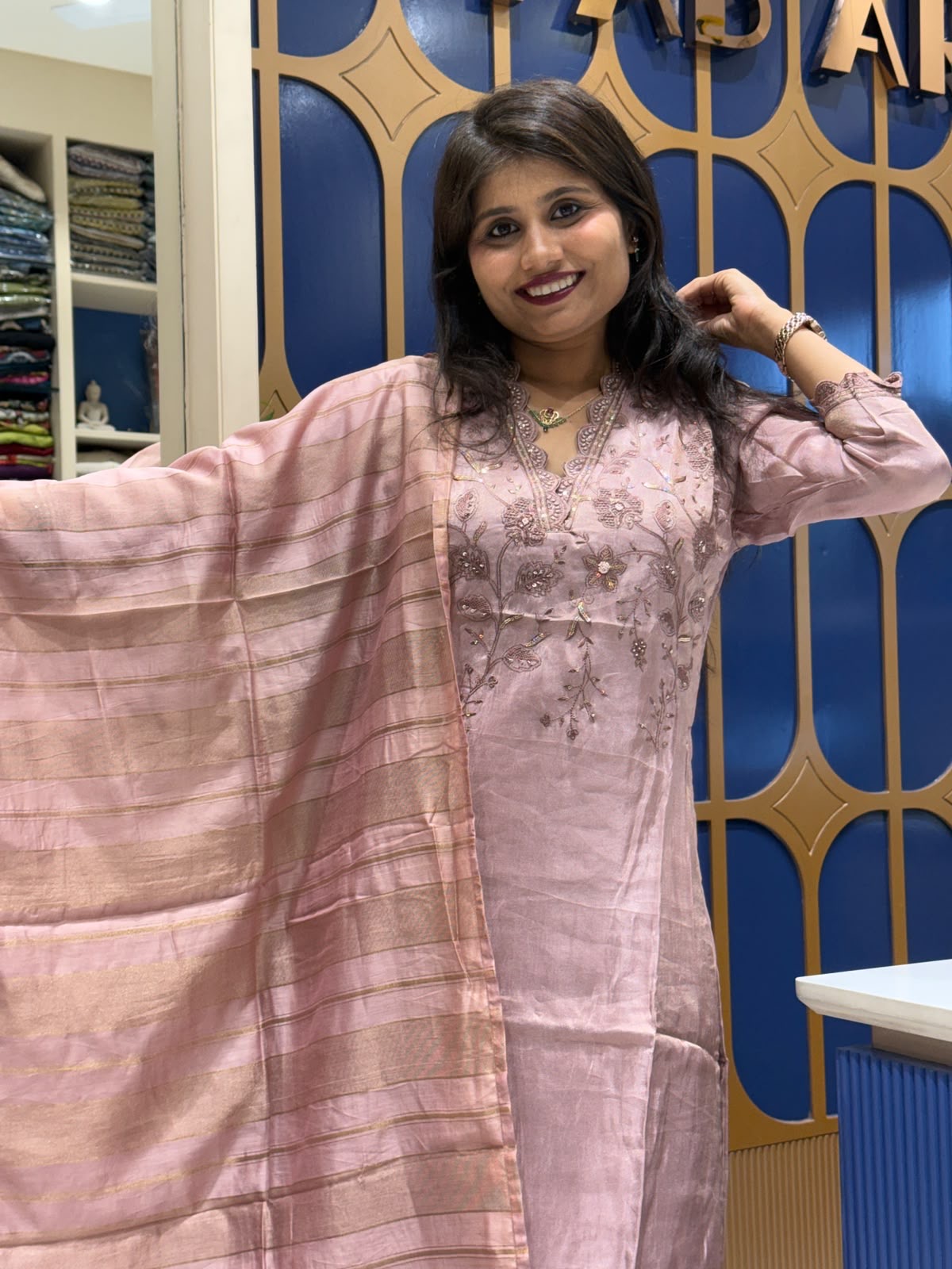 Avntika Duppata Dress: 210