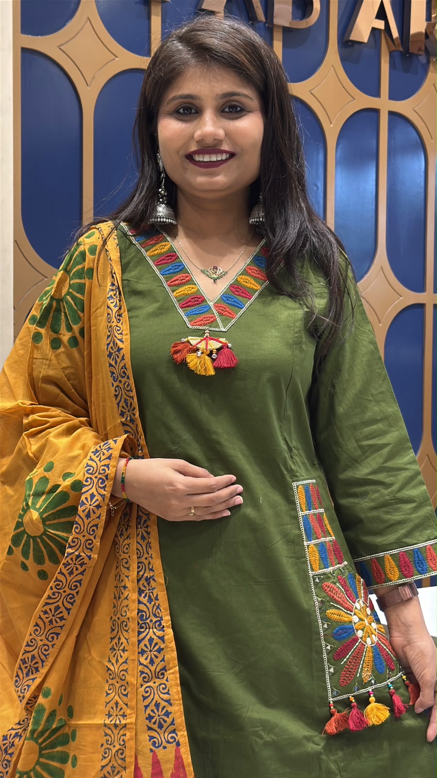 Pocket Work Duppata Beautiful Dress: 228