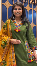 Pocket Work Duppata Beautiful Dress: 228