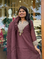 Beautiful Brown: 432