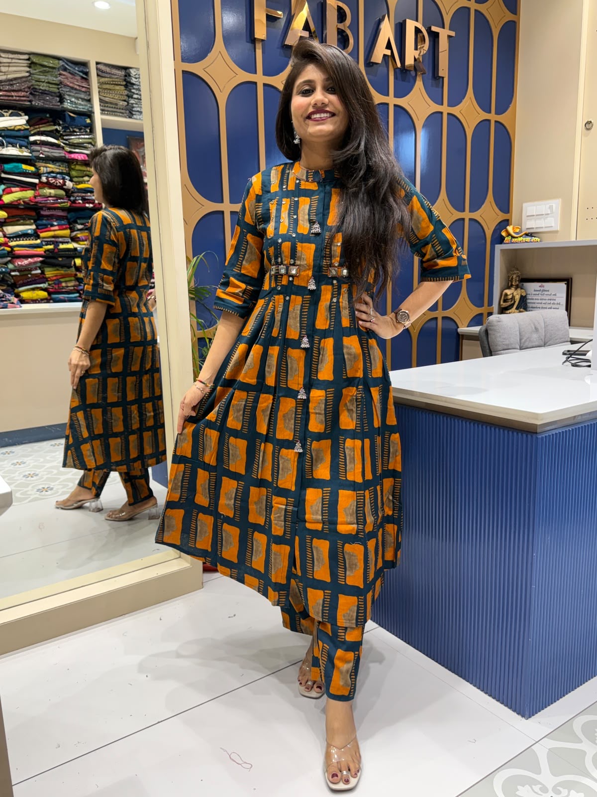 Trending Print Suit: 414