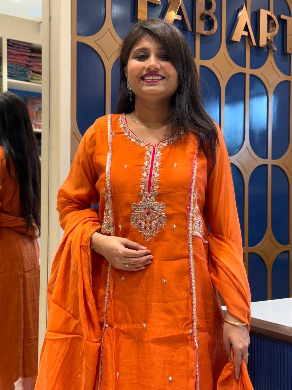 Orange Pair: 299