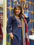 Contrast Duppata Suit: 200