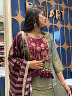 Hangings Dress: 237