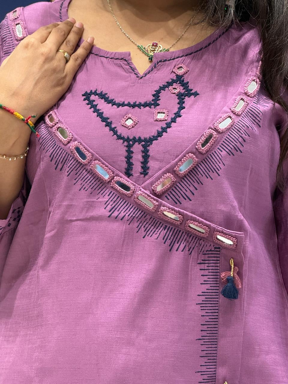 Rashmika Angrakha Look: 294