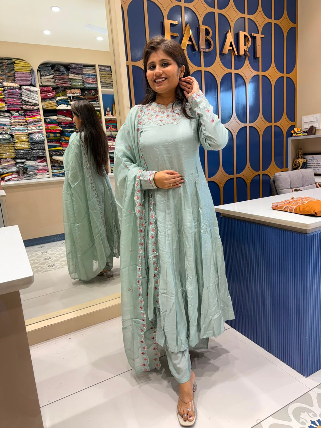 Walter Neck Solder Anarkali: 241