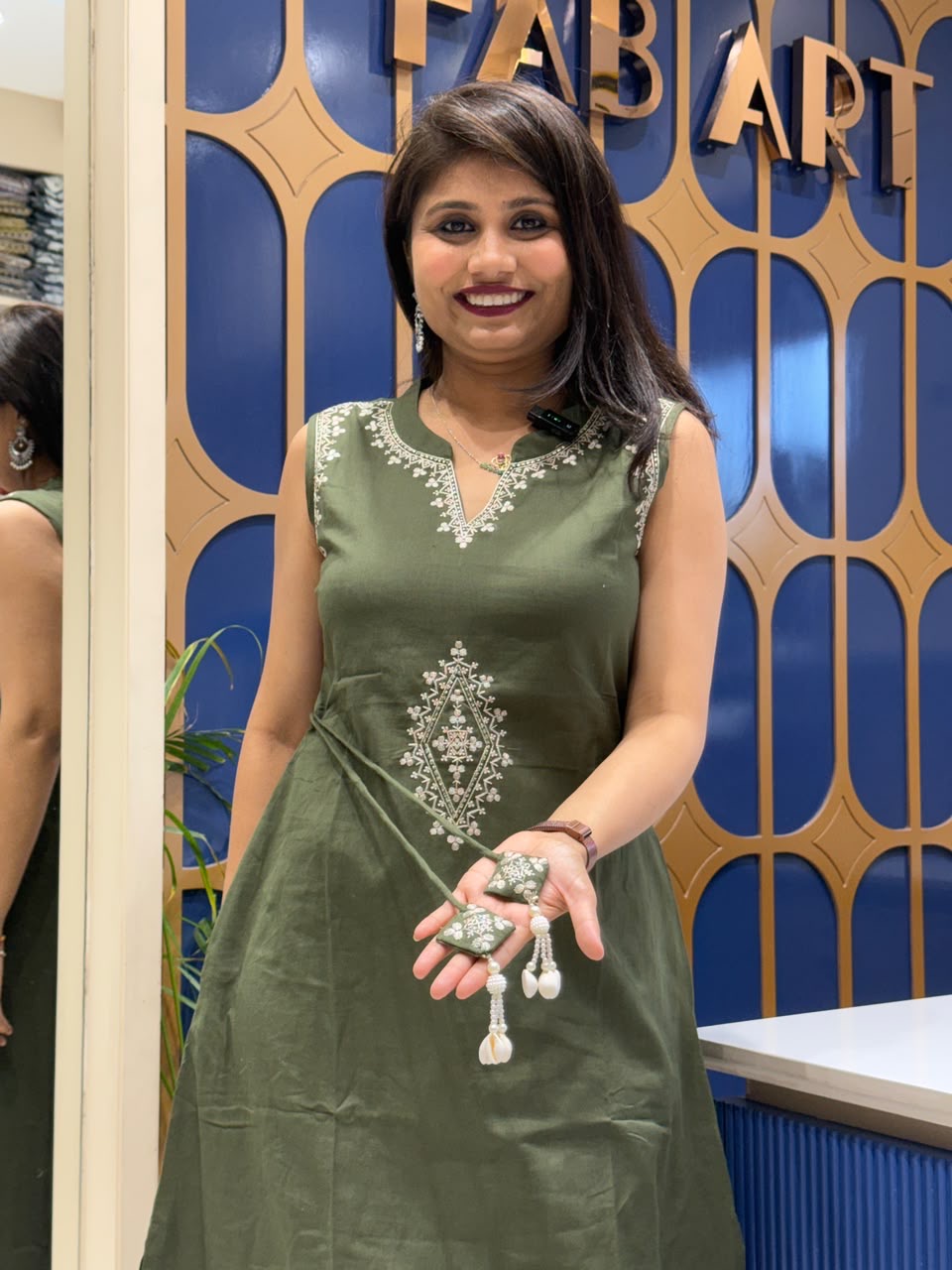 Niharika Set: 328