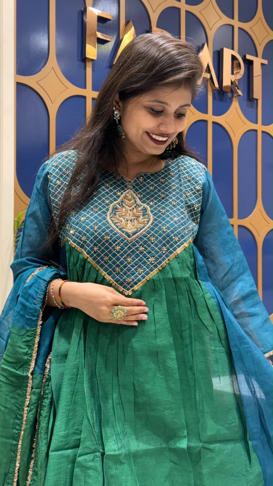 Rangmahal Pure Banarasi Mul Chanderi Colour Blocking Suit: 208