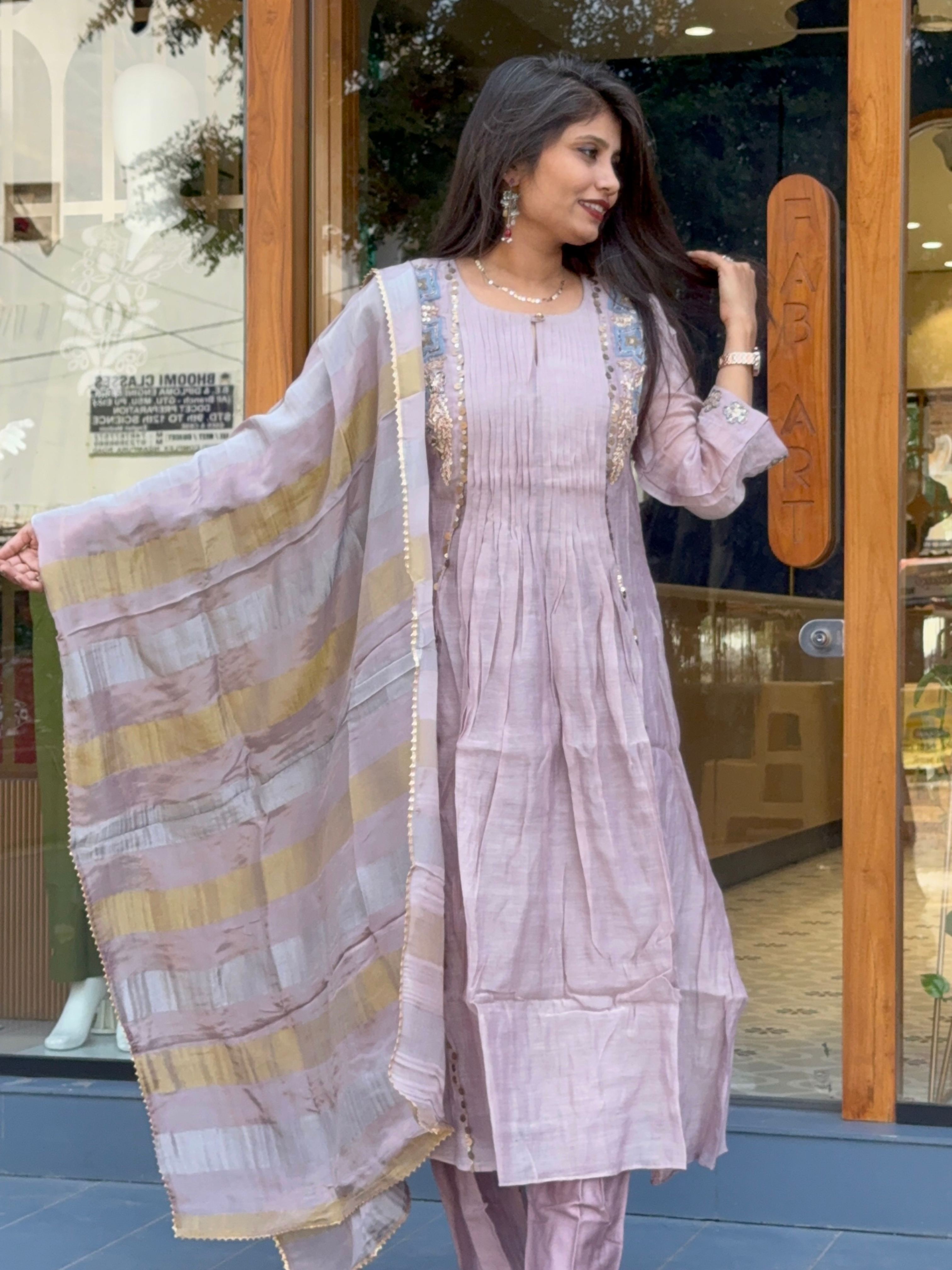 Heavy Dupatta Dress: 0053