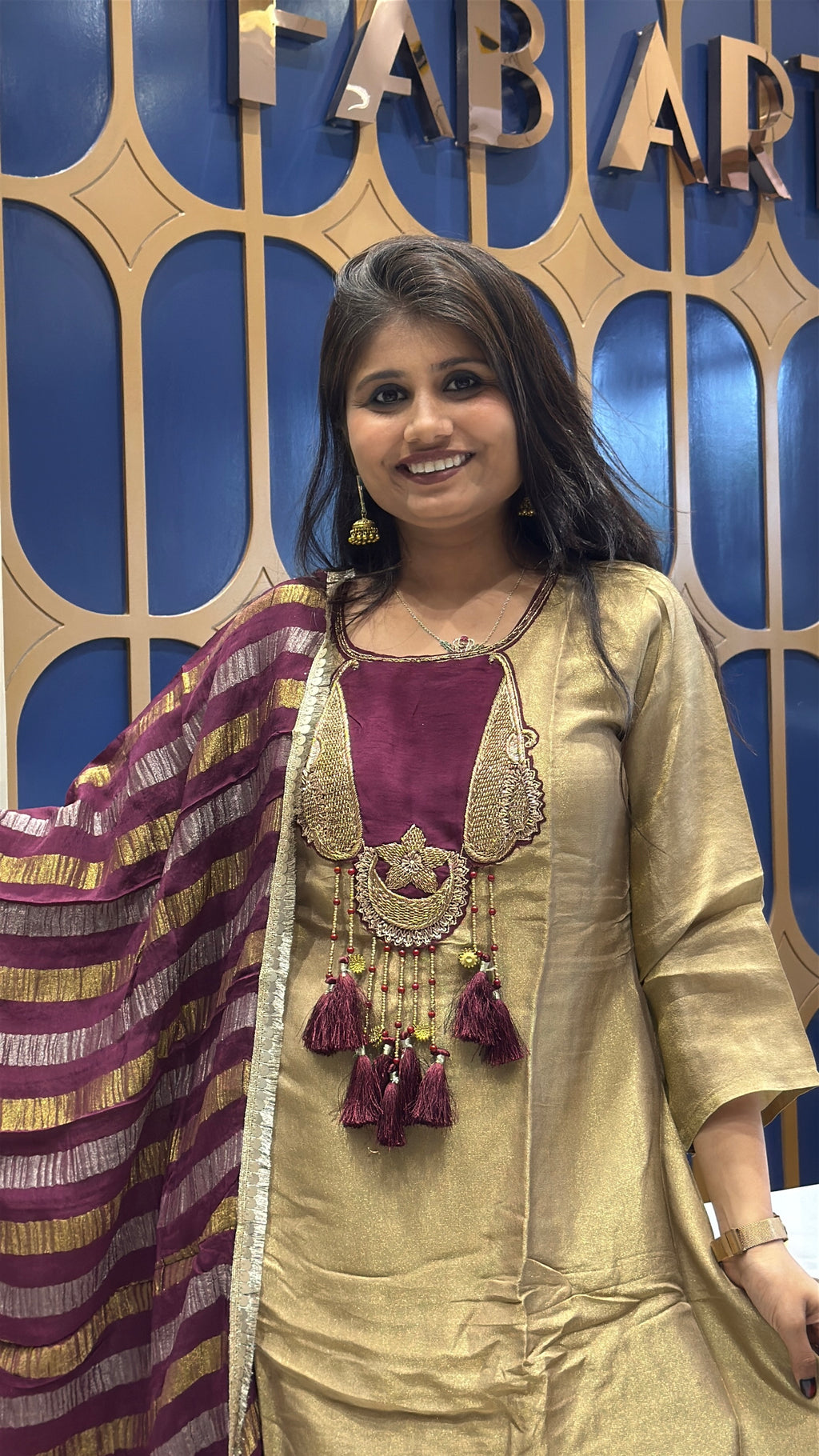 Most Viral Dupatta Dress: 167
