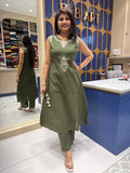 Niharika Set: 328