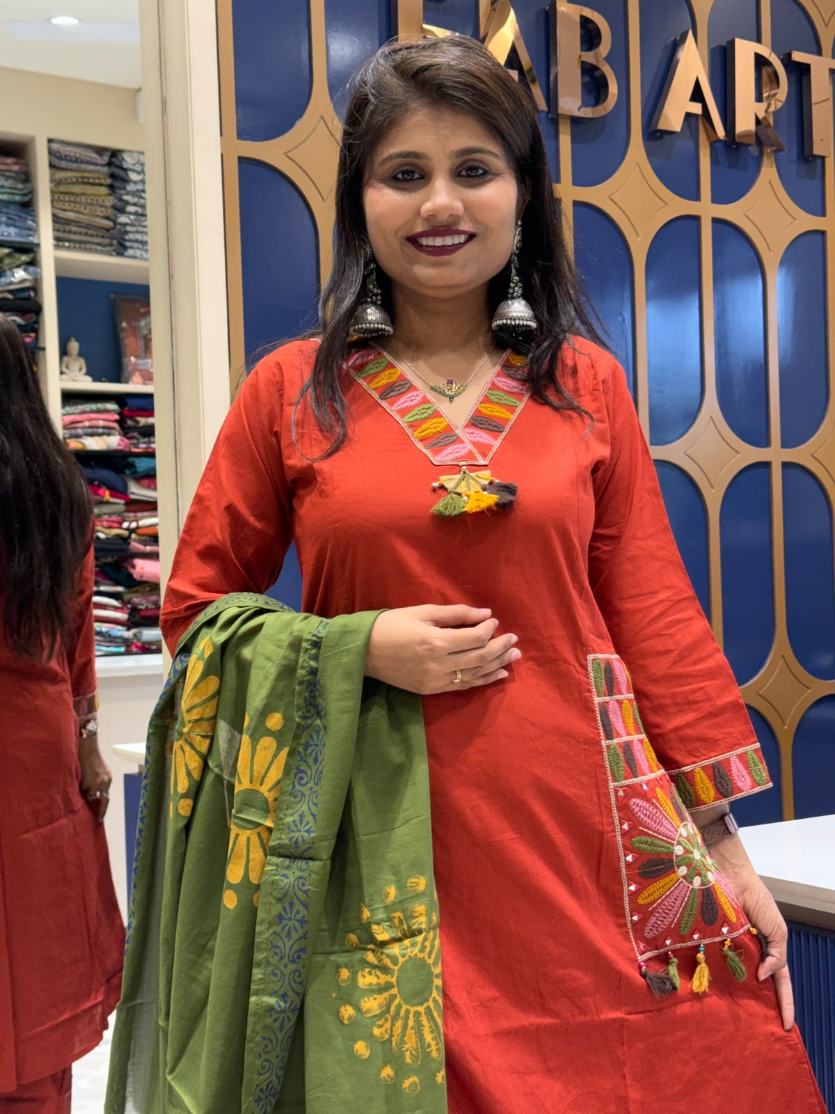 Pocket Work Duppata Beautiful Dress: 228