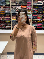 Mirror Sleeve Handwork: 280