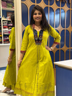 Aadhya Set: 380