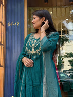 Gorgeous Teal Blue: 423