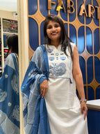 White Peacock Dress: 199