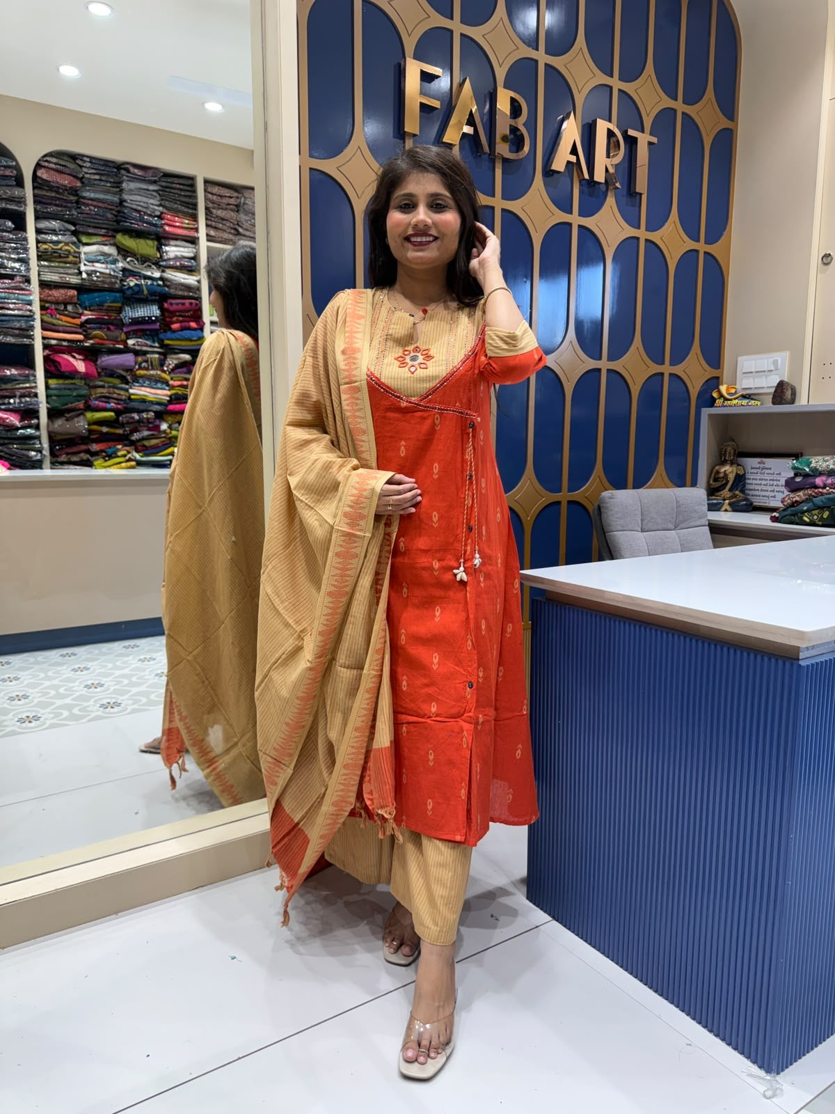 Radhika Pair: 429