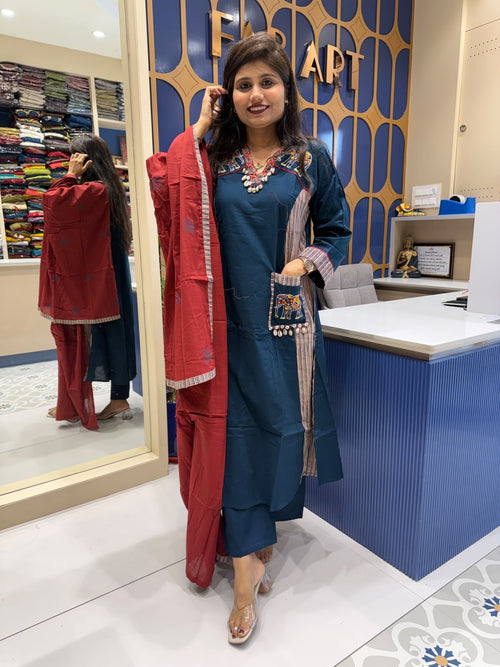 Nitya Duppata Set: 315