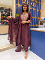 Radhika Pure Banarasi Mul Chanderi: 180