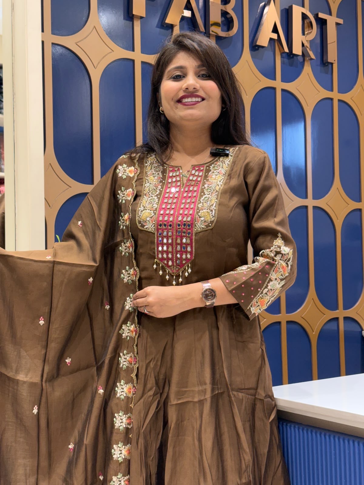 Mirror Anarkali: 250