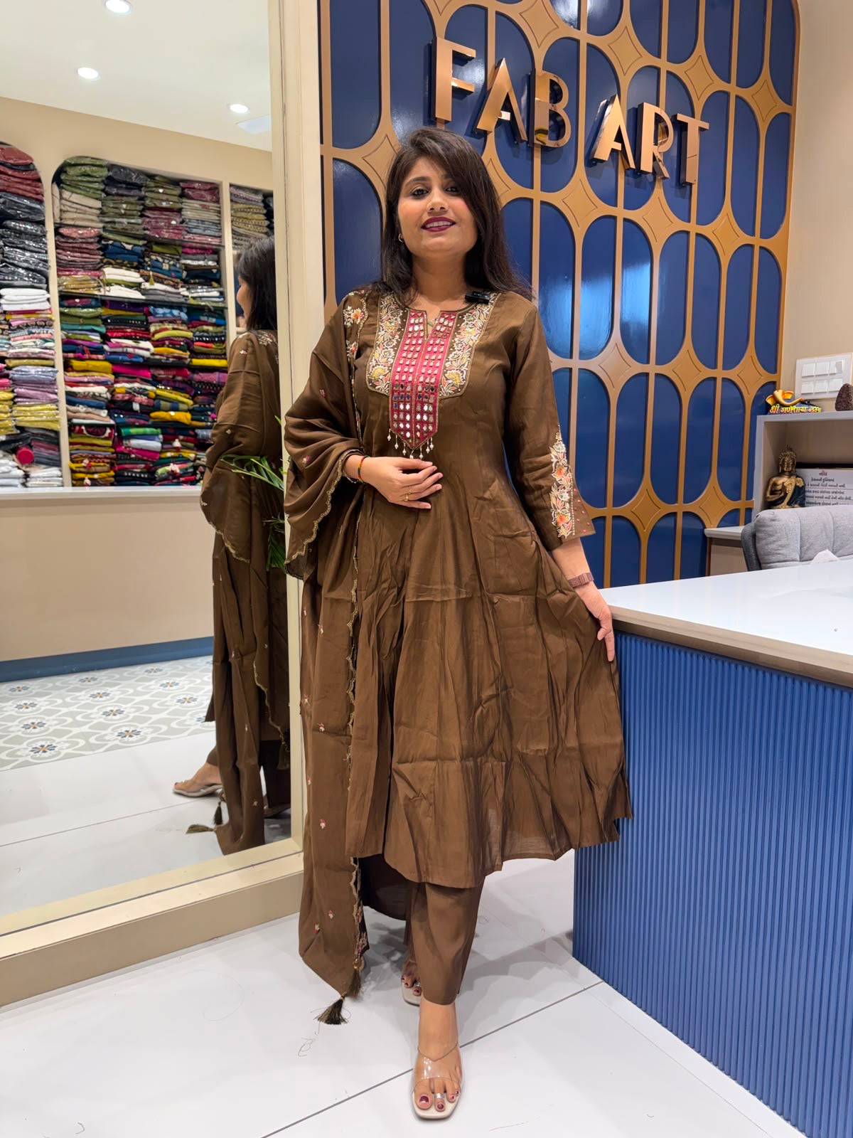 Mirror Anarkali: 250