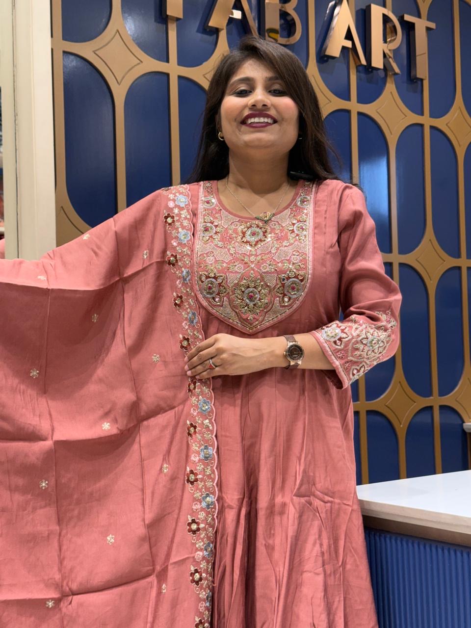 Radhika Suit: 254