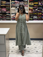 Mirror Work Two-Piece: 0079