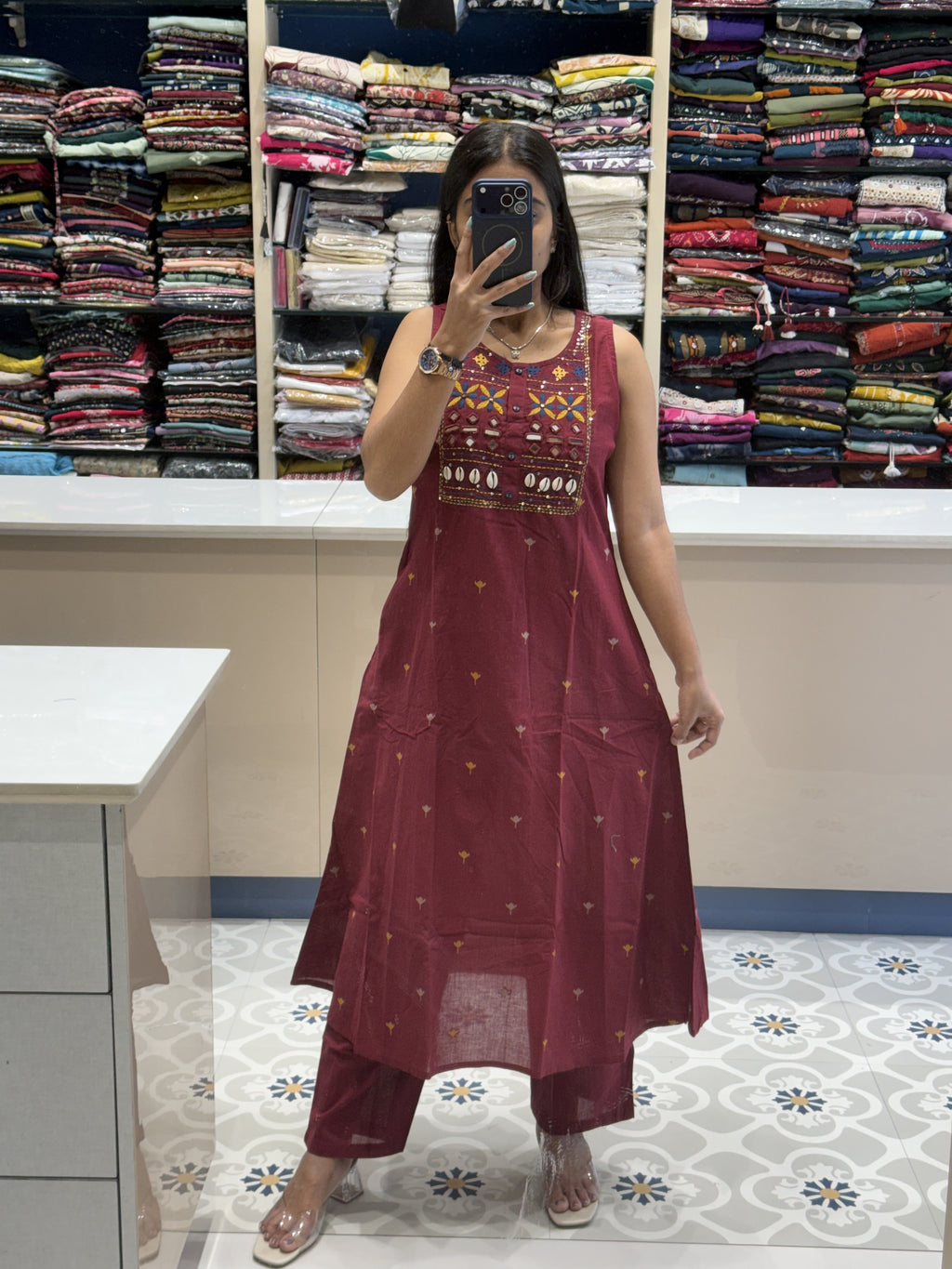 Work Two-Pieces: 0090