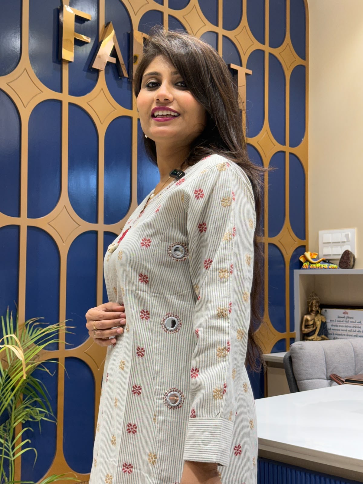 Ojasvi Jamdani Set: 389
