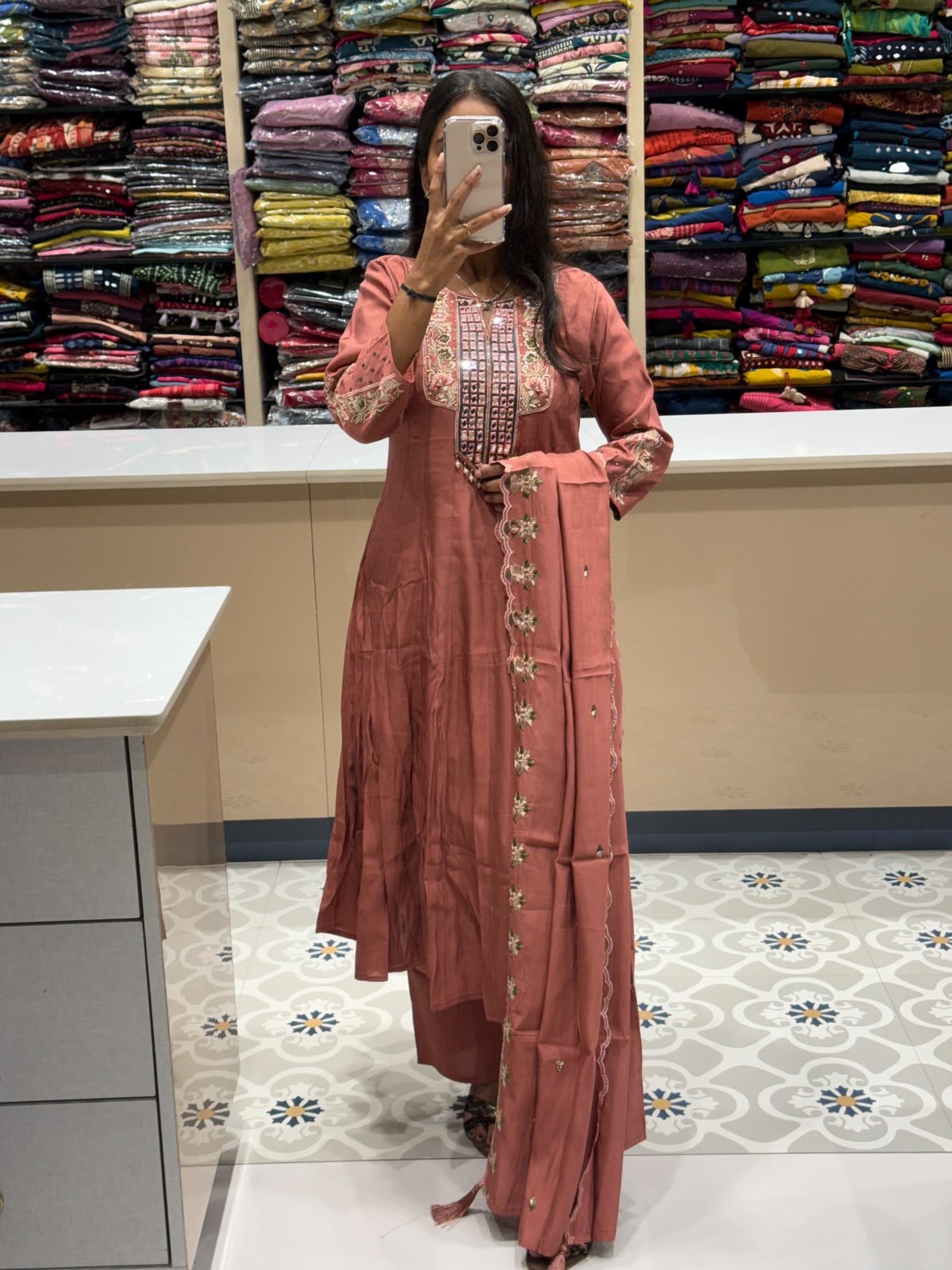 Mirror Anarkali: 250
