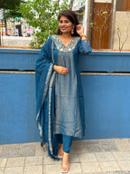 V Neck Blue Work: 259