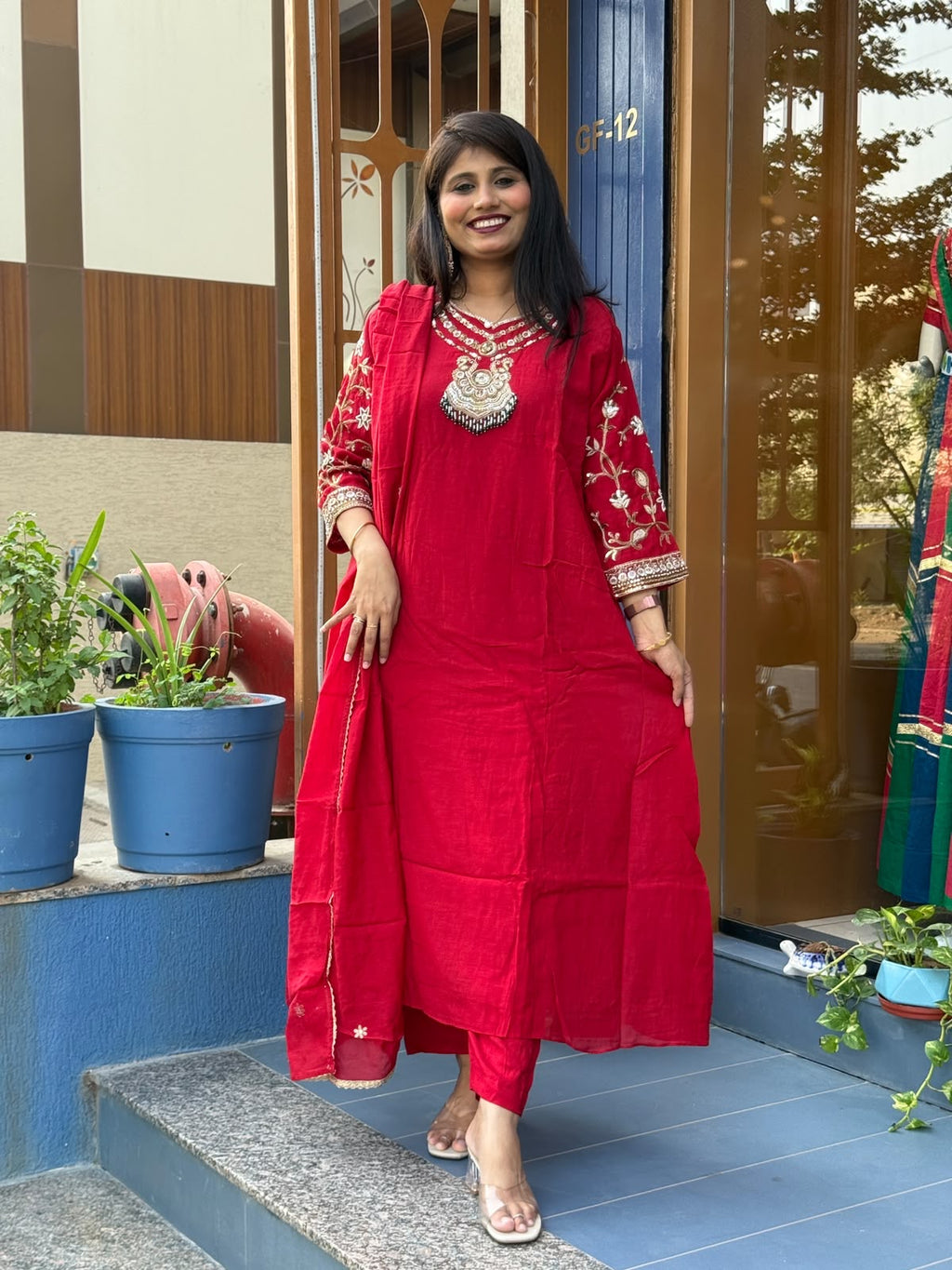 Gorgeous Red: 402