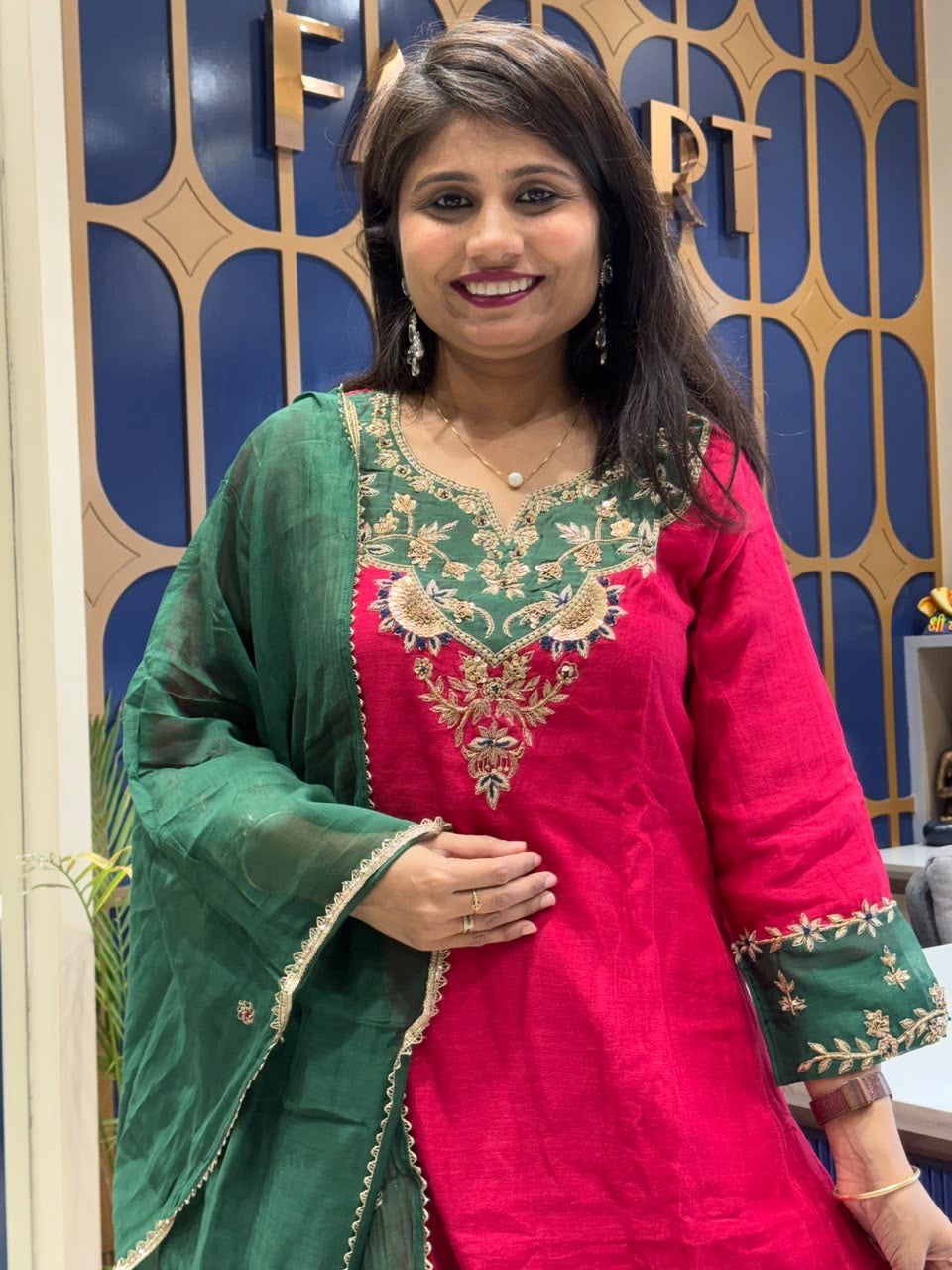 Apsara Contrast Dupatta: 310