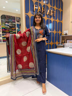 Contrast Duppata Suit: 200