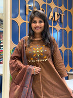 Kutchhi handwork: 270