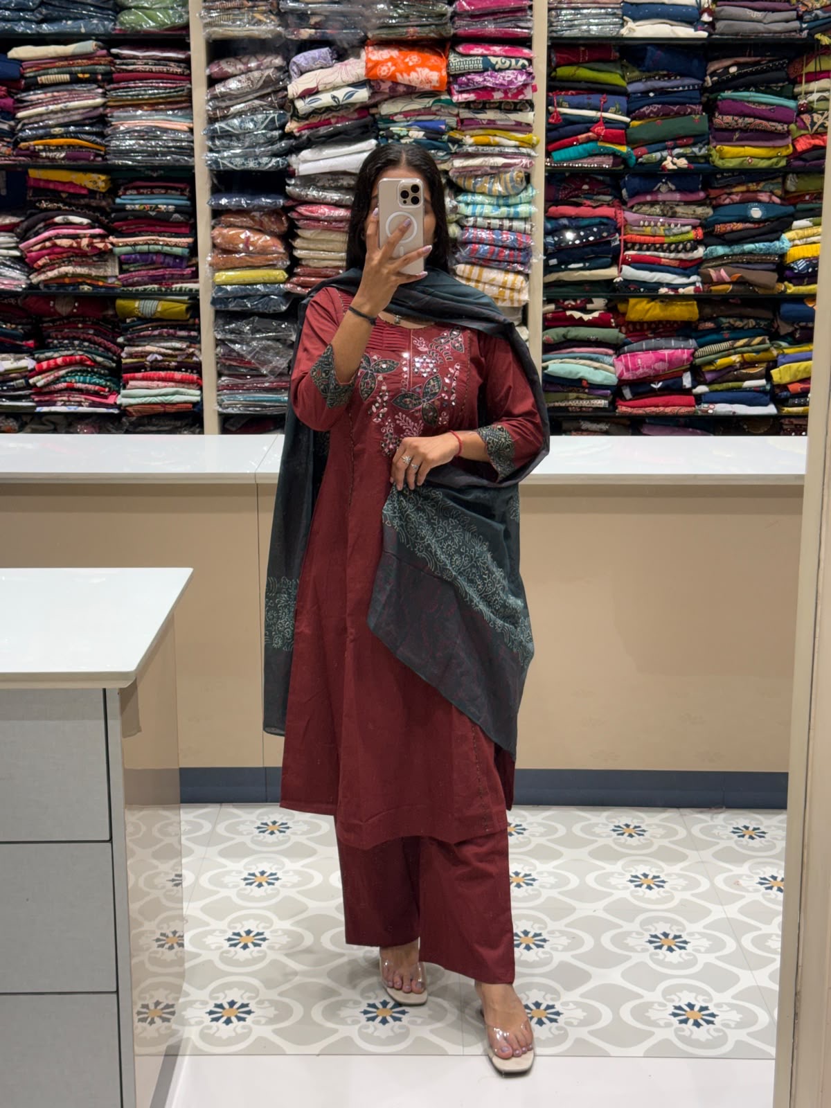 Contrast Duppata Dress: 226
