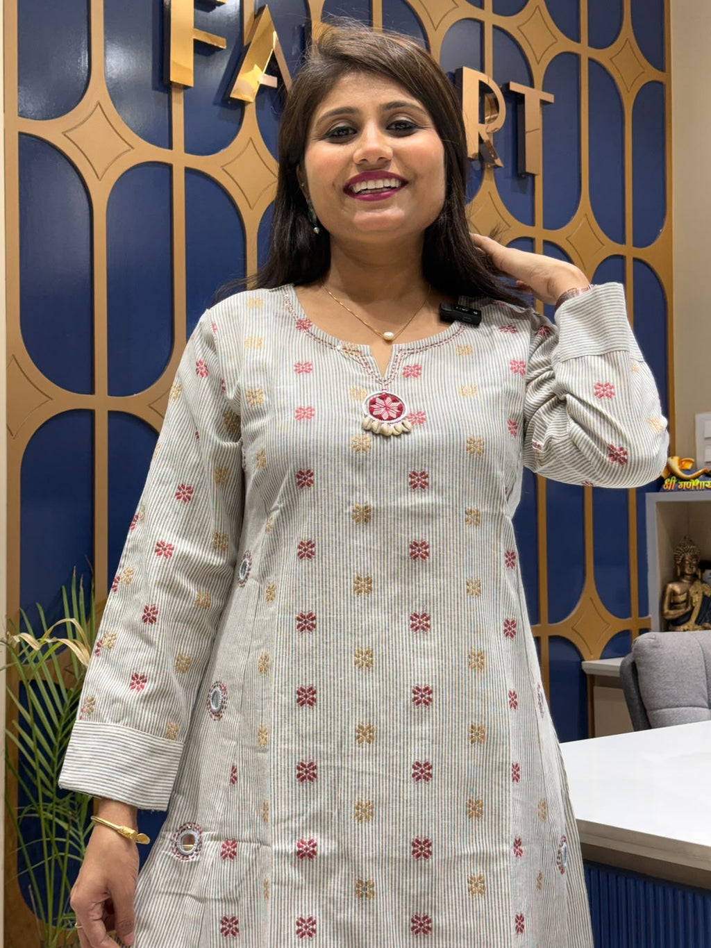 Ojasvi Jamdani Set: 389