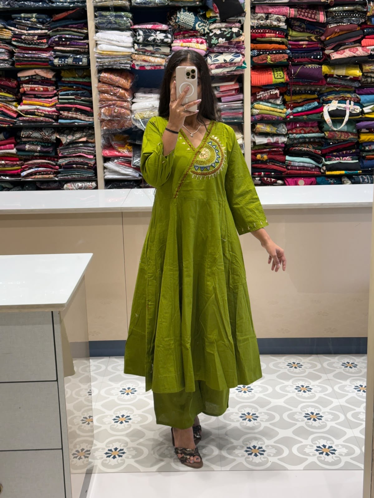 Shivani Pair: 177
