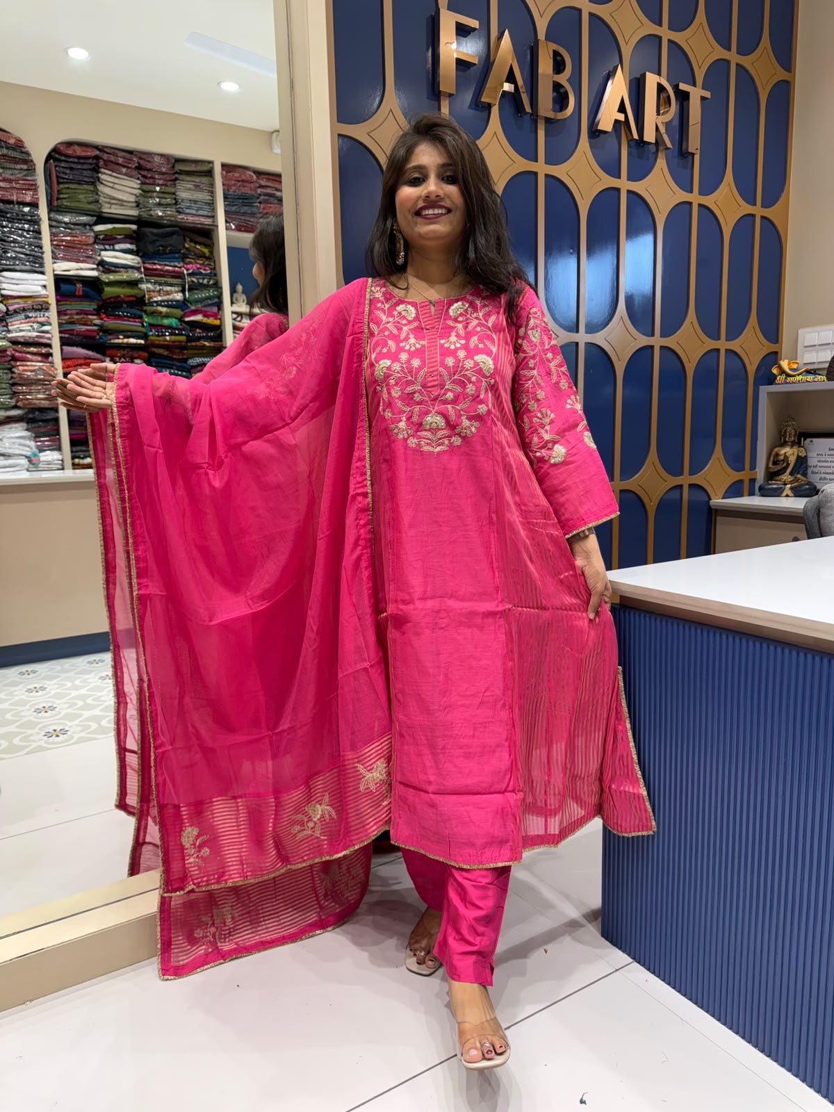 Pink Sleeves Work: 262