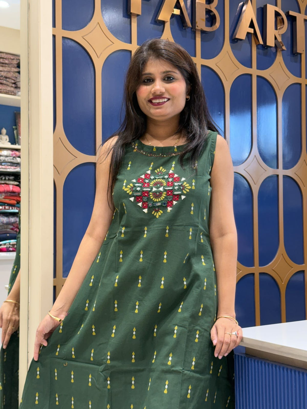 Radhika Pair: 405