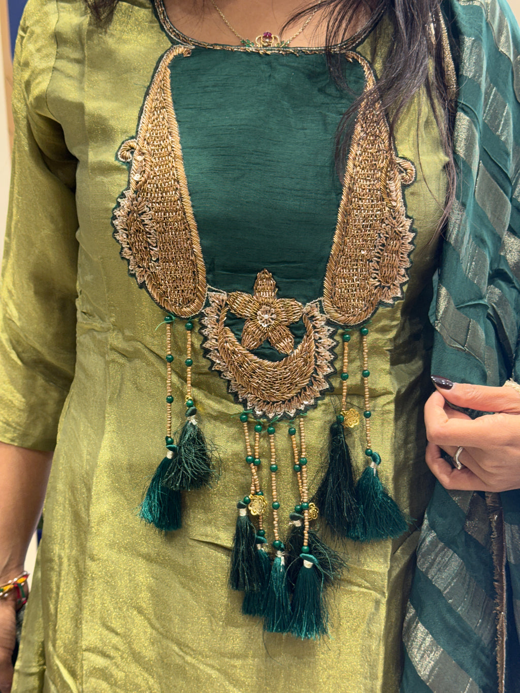 Most Viral Dupatta Dress: 167