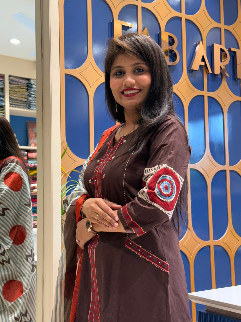 Contact Dupatta Set: 291