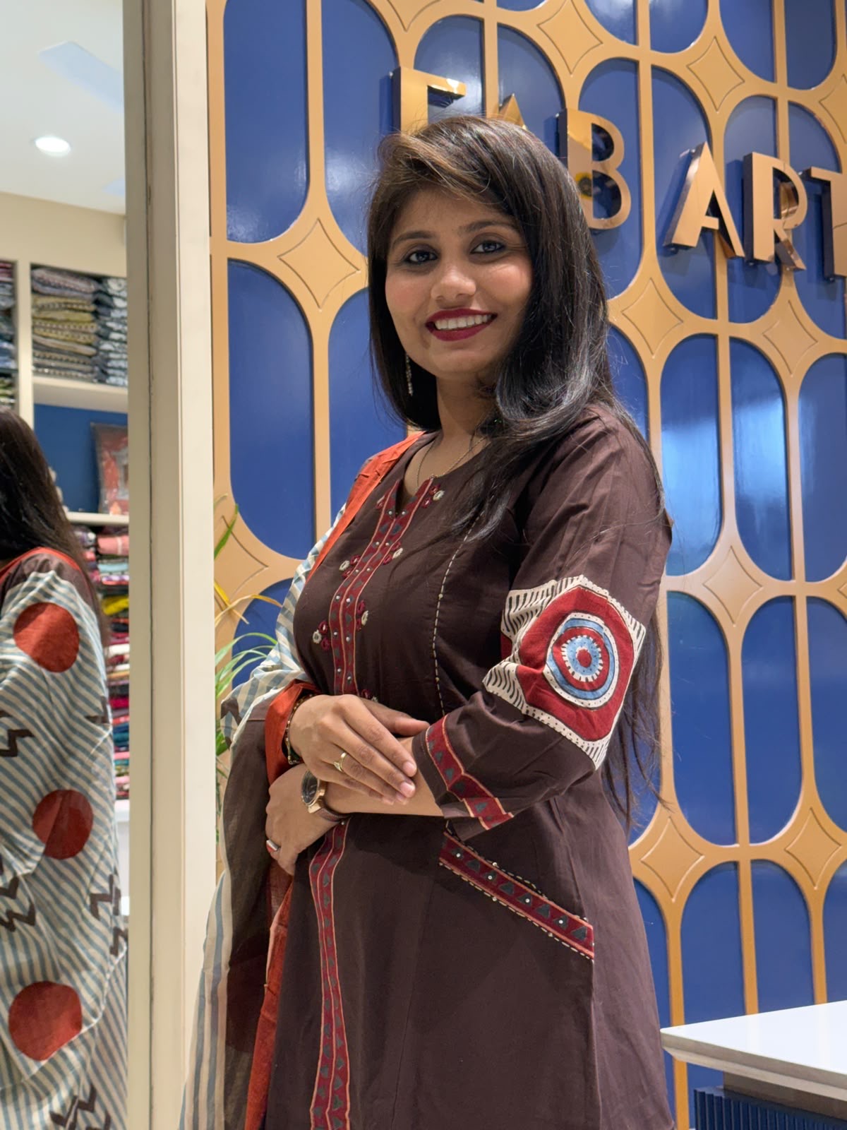 Contact Dupatta Set: 291