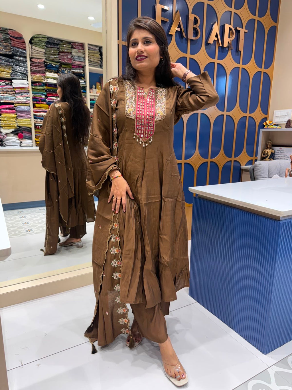 Mirror Anarkali: 250