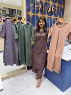 Mirror Sleeve Handwork: 280