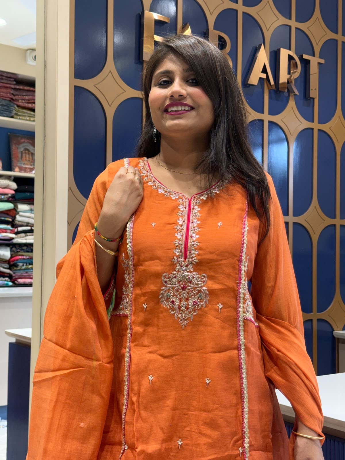 Orange Pair: 299