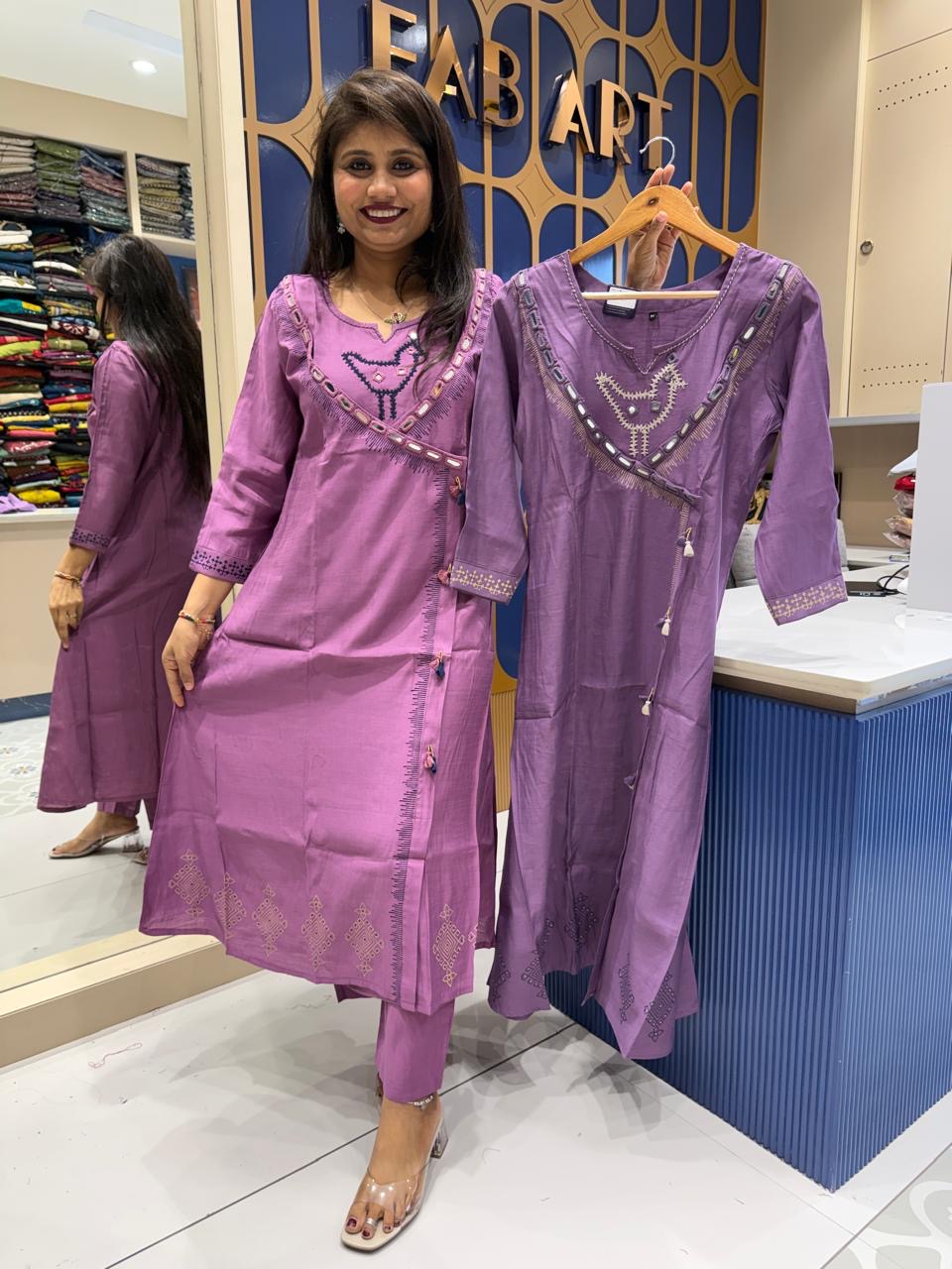 Rashmika Angrakha Look: 294